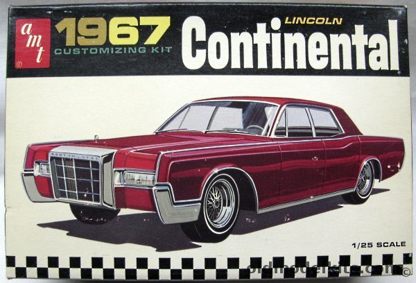 AMT 1/25 1967 Lincoln Continental - Stock / George Barris Custom, 6427-200 plastic model kit